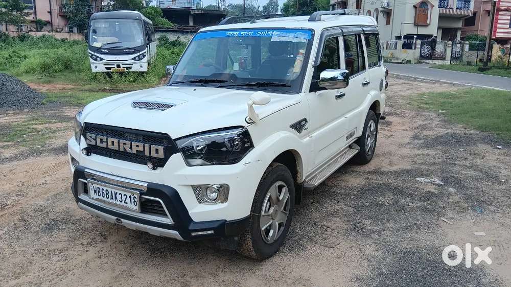 Mahindra Secrpio 5 2022 Diesel Manual