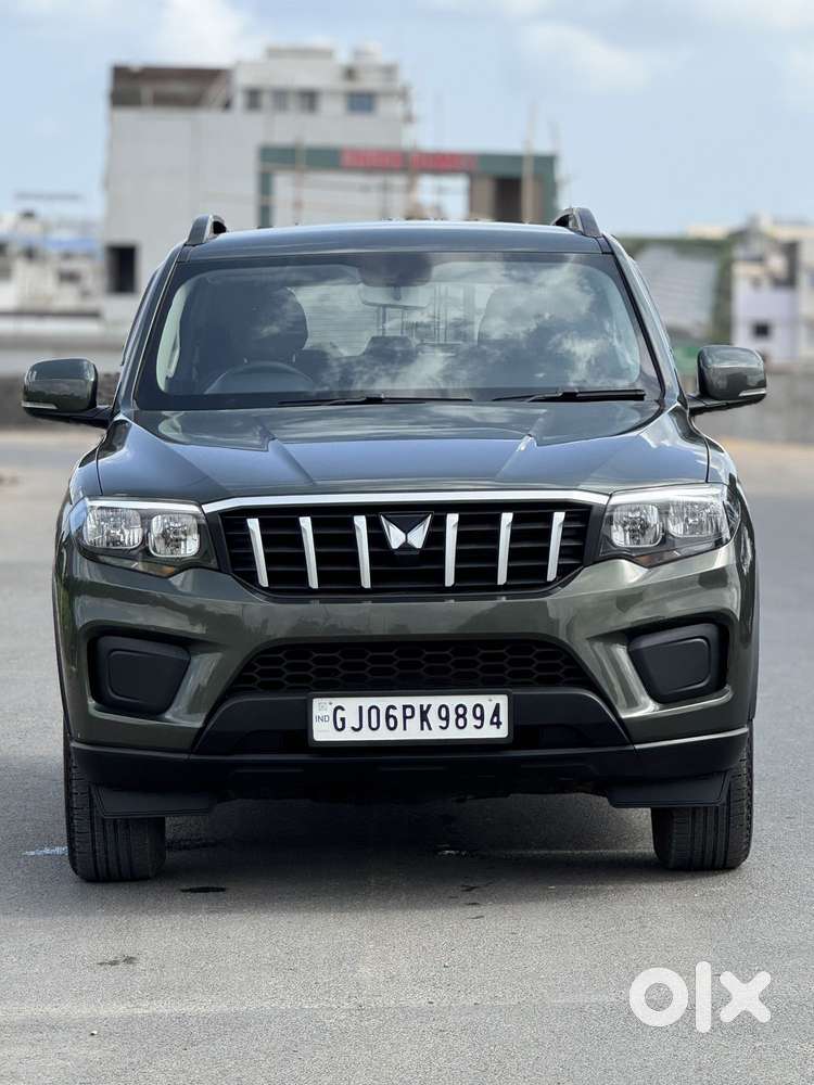 Mahindra Scorpio-n 2.0 Z4 Petrol Mt 7 Str, 2023, Petrol