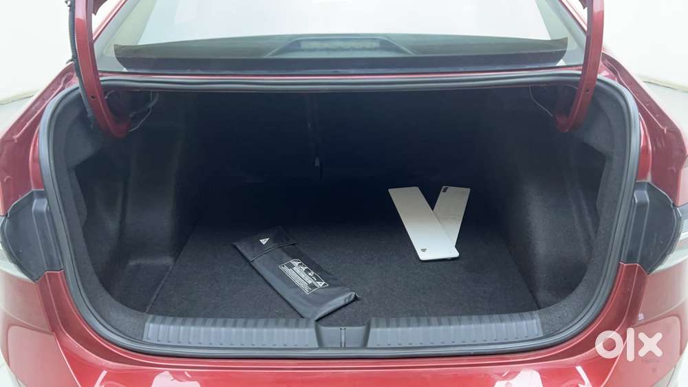 Volkswagen Virtus 1.0 Topline Tsi At, 2023, Petrol