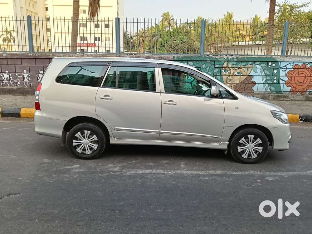 Toyota Innova 2.5 G (diesel) 8 Seater Bs Iv, 2014, Diesel