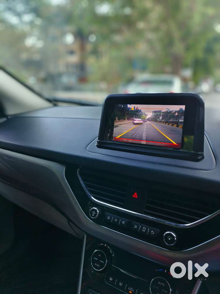 Tata Nexon 1.2 Revotron Xza Plus Dualtone, 2018, Petrol