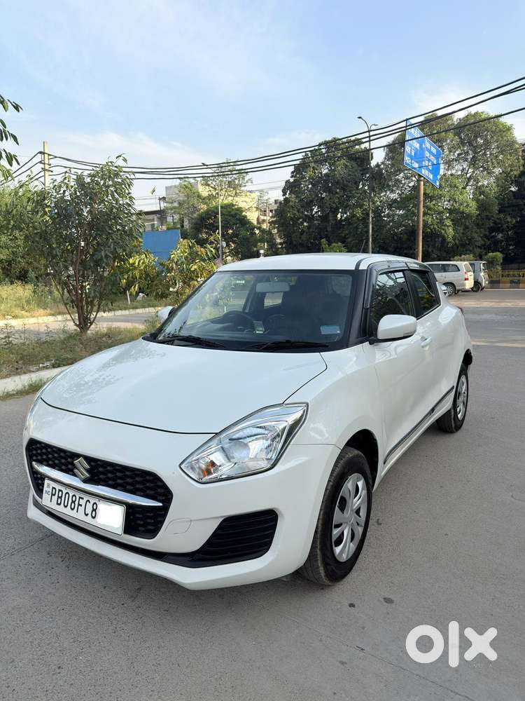 Maruti Suzuki Swift 1.2 Vxi (o), 2023, Petrol
