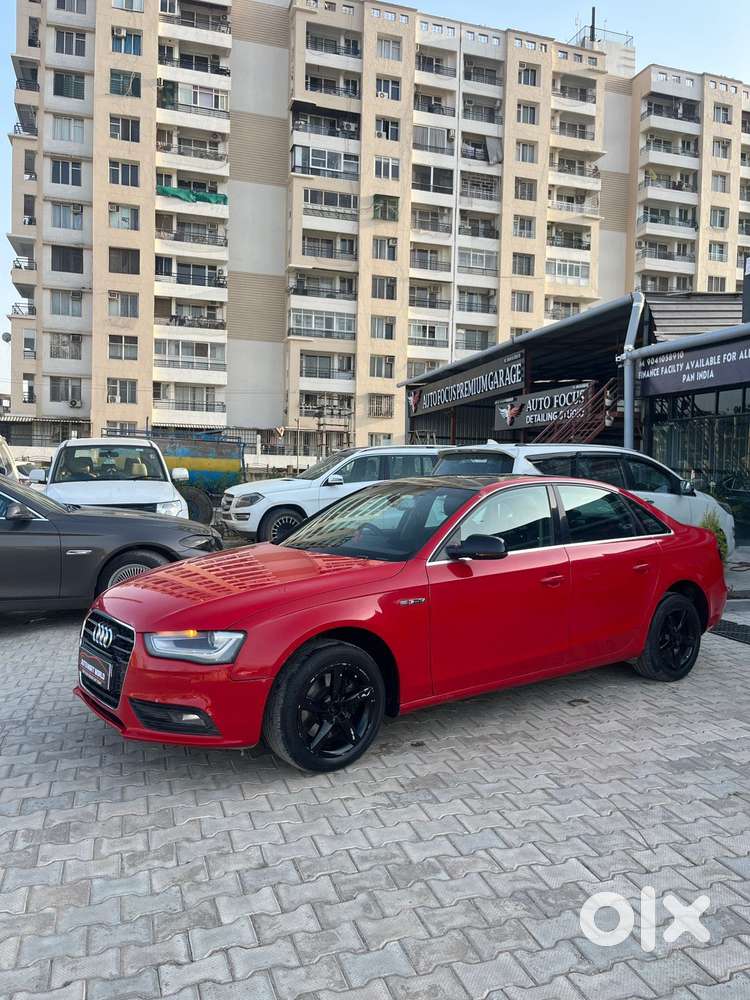 Audi A4 2.0 Tdi Premium With Sunroof, 2012, Diesel