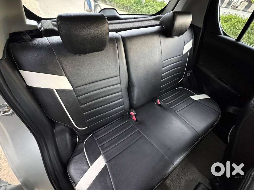 Maruti Suzuki Swift Vxi, 2015, Petrol