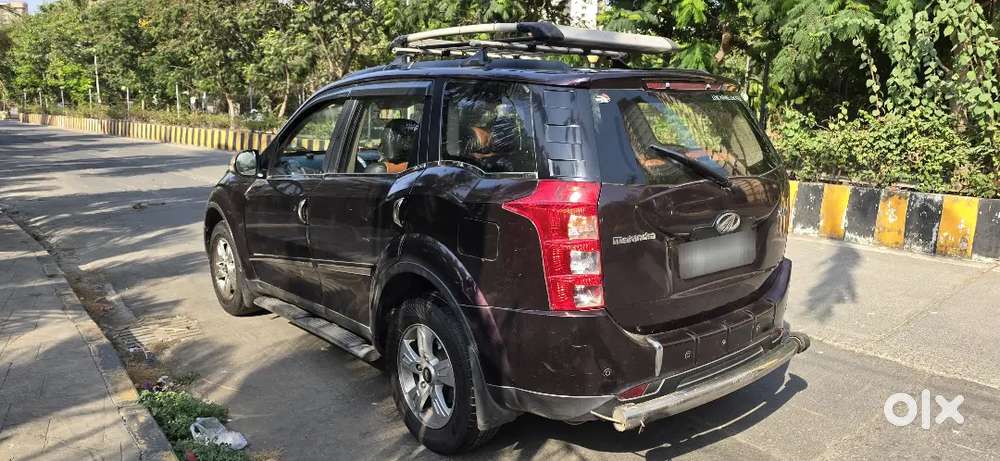 2013 Mahindra Xuv500 W8 Available In Lakeside Purple Colour