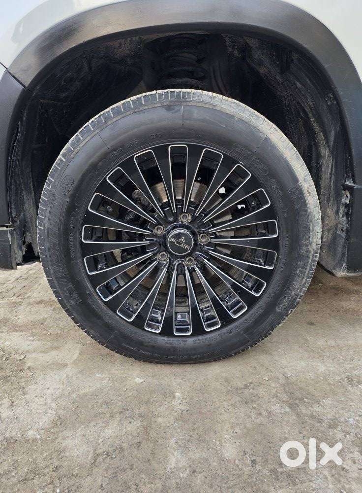 Maruti Suzuki Brezza 1.5 Vxi Cng, 2021, Petrol