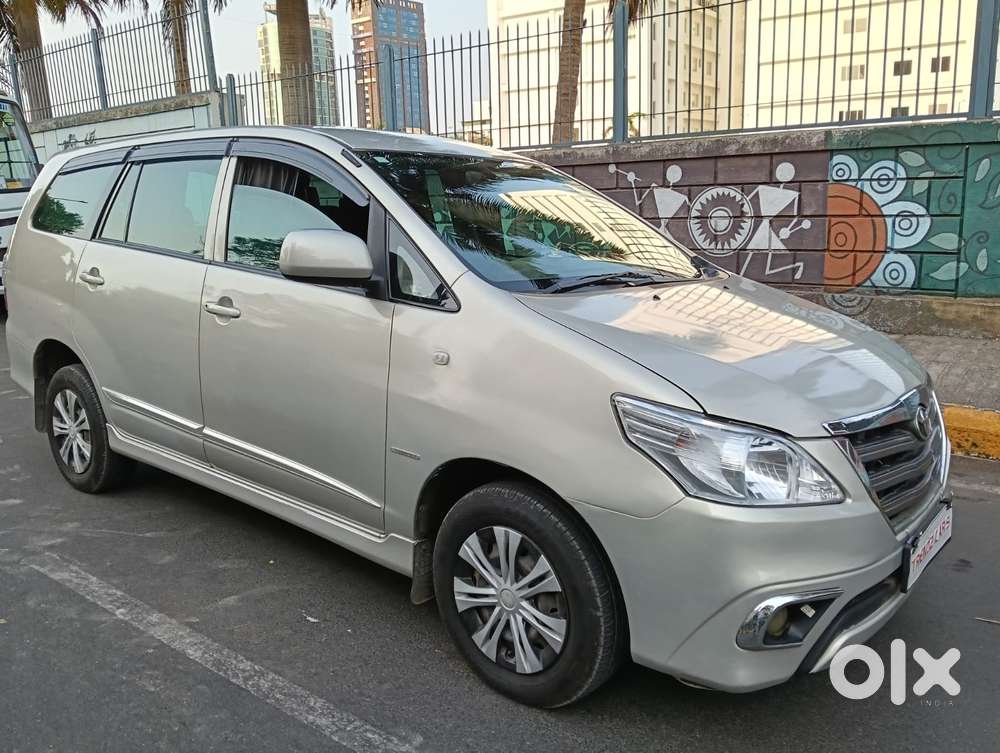 Toyota Innova 2.5 G (diesel) 8 Seater Bs Iv, 2014, Diesel