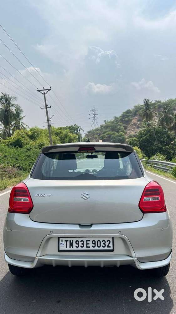 Maruti Suzuki Swift 1.2 Vxi (o), 2022