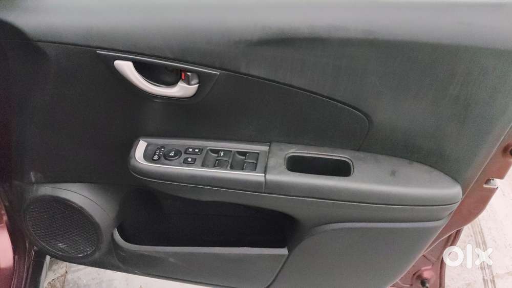 Honda Br-v I-vtec V Cvt, 2016, Petrol