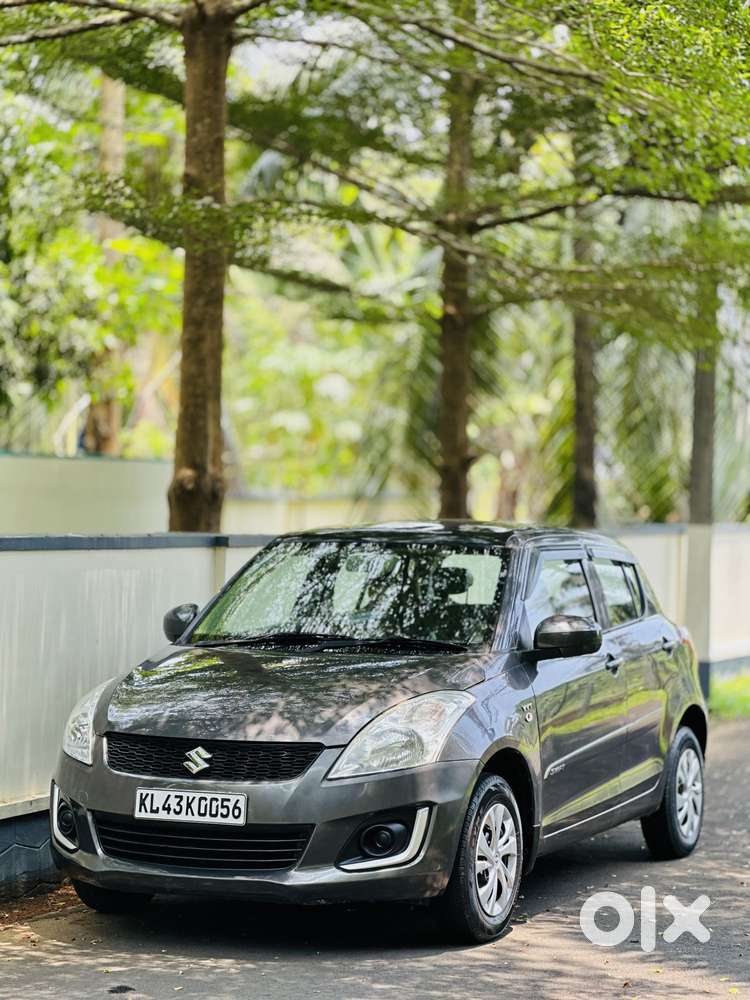 Maruti Suzuki Swift Lxi Option, 2017, Petrol