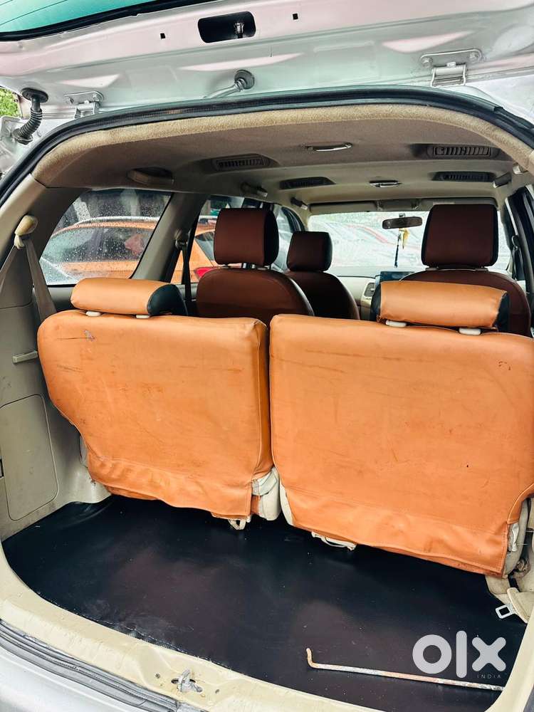 Toyota Innova 2.5 G (diesel) 7 Seater, 2011, Diesel