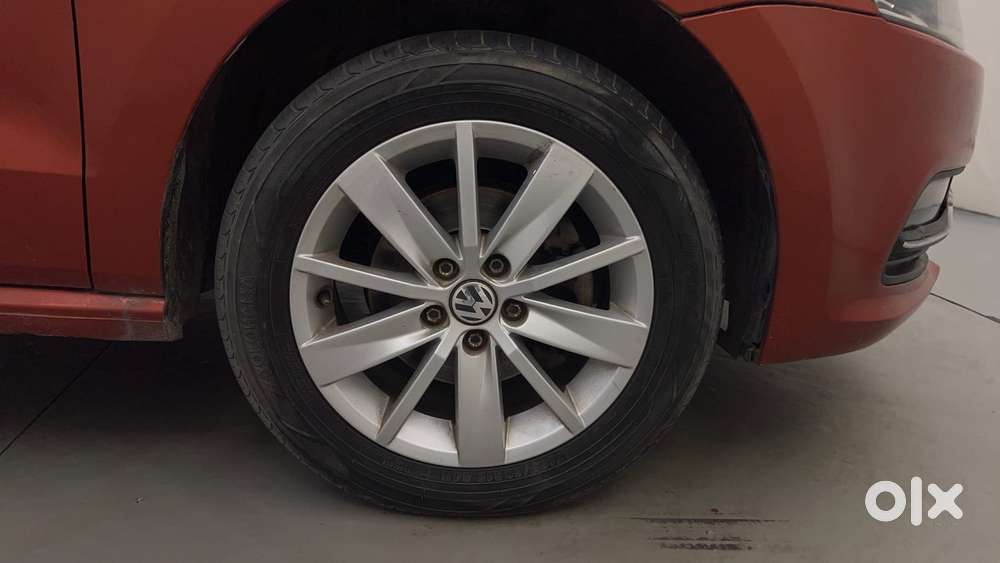 Volkswagen Polo Petrol Highline 1.2l, 2014, Petrol