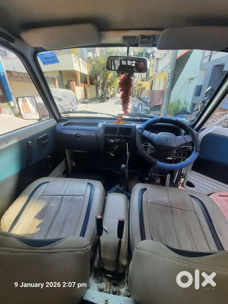Maruti Suzuki Omni White Color