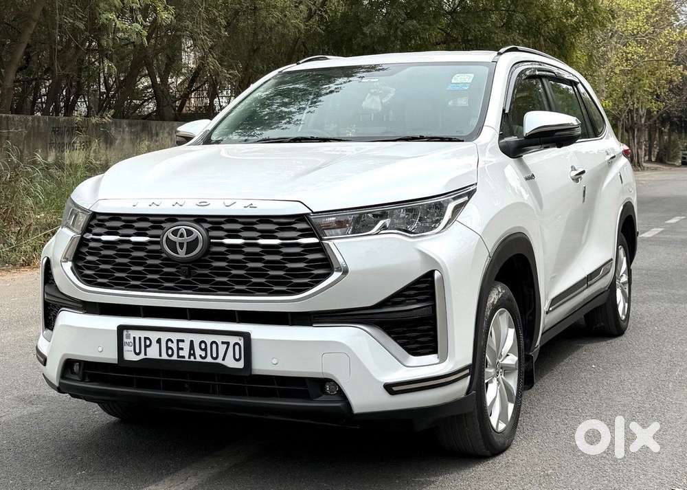 Toyota Innova Hycross 2.0 Vx Hybrid 7 Str, 2024, Petrol