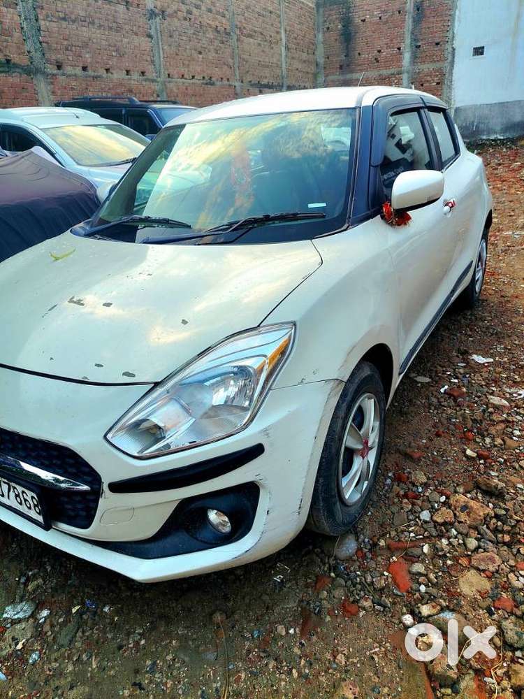 Maruti Suzuki Swift Vxi + Manual, 2018, Petrol