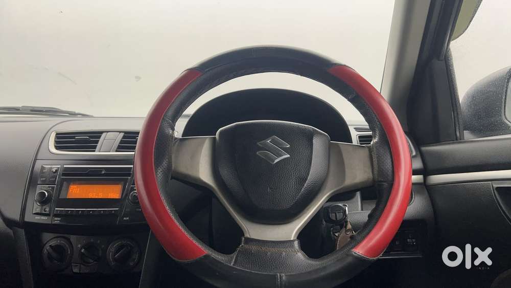 Maruti Suzuki Swift Vvt Vxi, 2016, Petrol