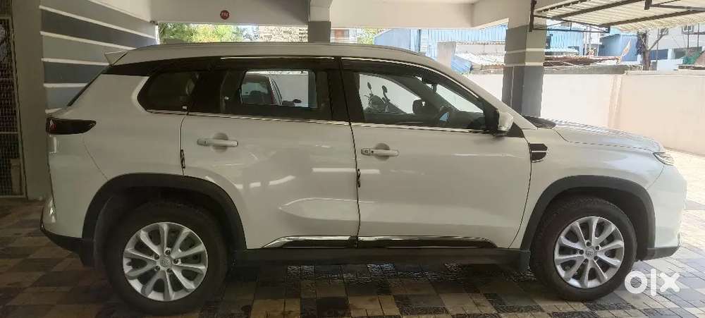 Toyota Hyryder Neo E-drive Manual  Café White  12k Km  No Accidents