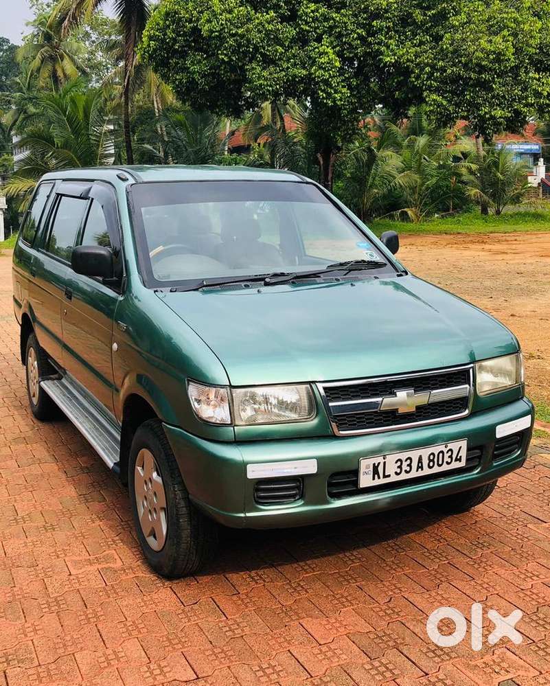 2009 Tavera Neo 2 Single Owner