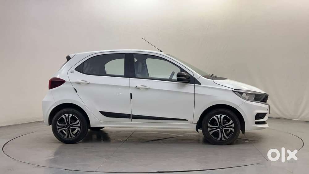 Tata Tiago 1.2 Revotron XTA, 2023, Petrol