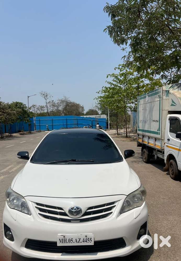 Toyota Corolla Altis 2012 Petrol Well Maintained