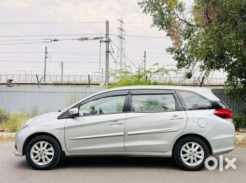 Honda Mobilio 1.5 S I-vtec Mt, 2014, Petrol