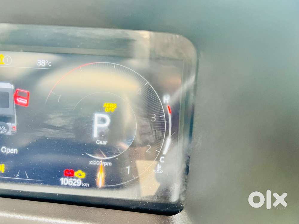 Mahindra Thar Roxx Ax7 L Petrol At 2wd, 2026, Petrol