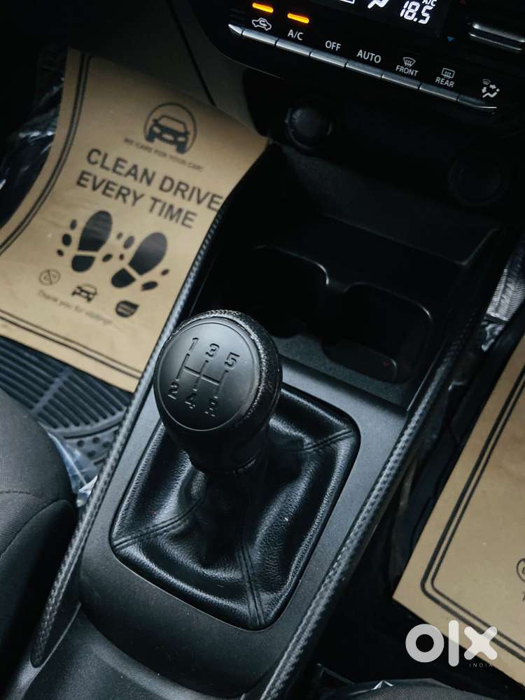 Maruti Suzuki Baleno Sigma, 2025, Petrol