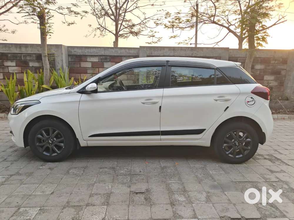 Hyundai  I20 Sportz+vtvt 2020