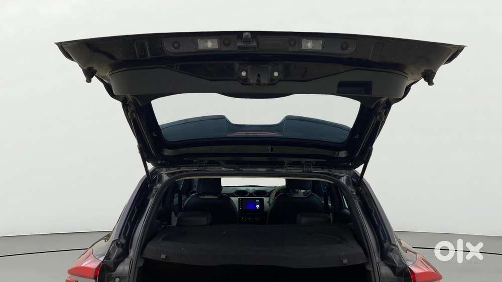 Nissan Magnite 1.0 Xv, 2021, Petrol