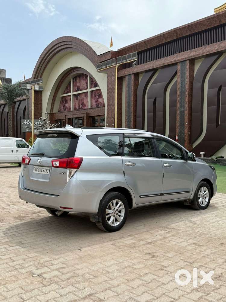 Toyota Innova Crysta 2.4 V, 2017, Diesel