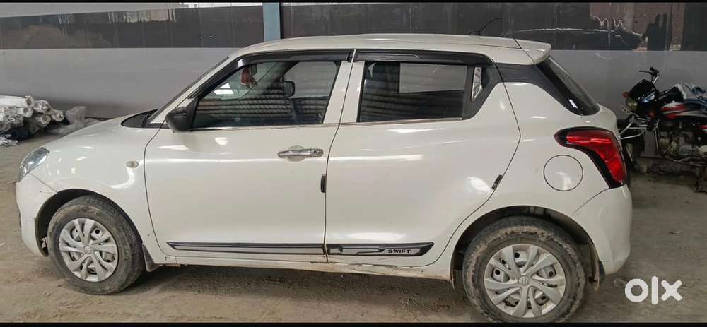 Maruti Swift 1.2 Lxi 2022
