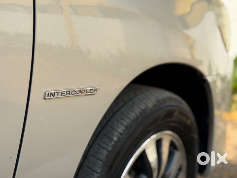Toyota Innova 2.5 Vx (diesel) 7 Seater Bs Iv, 2015, Diesel