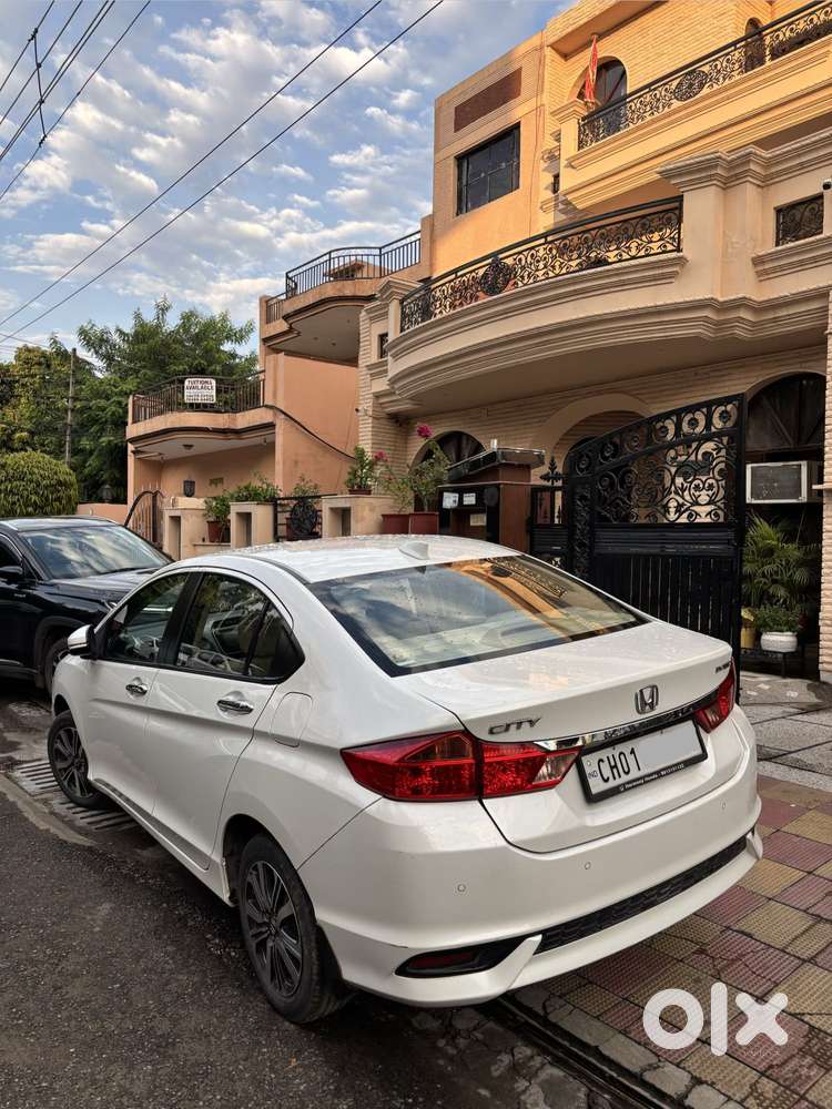 Honda City 1.5 V 5th Gen I-vtec Mt, 2022, Petrol