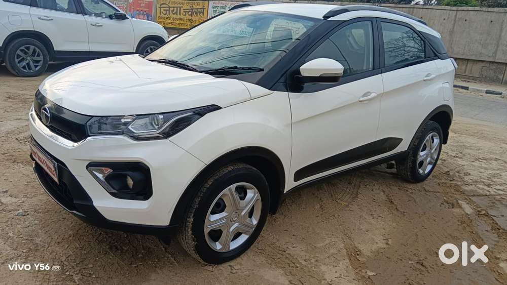 Tata Nexon 1.5 Revotorq Xm (s), 2023, Diesel