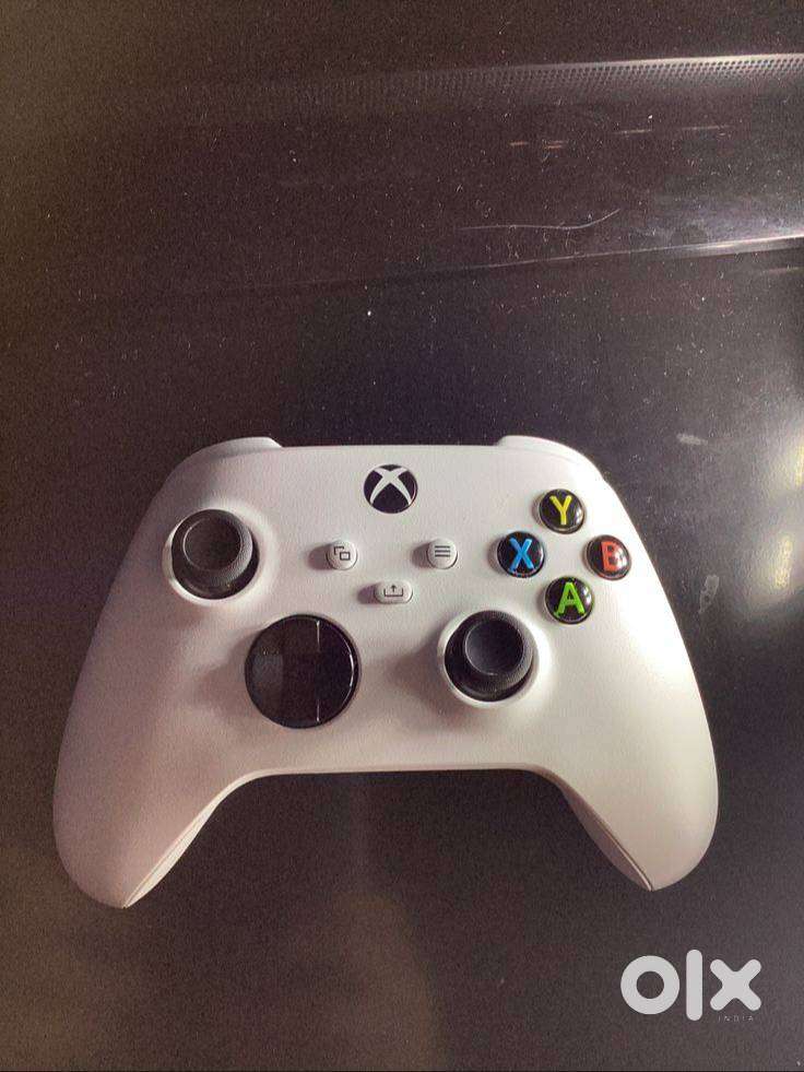 Xbox Controller (White)