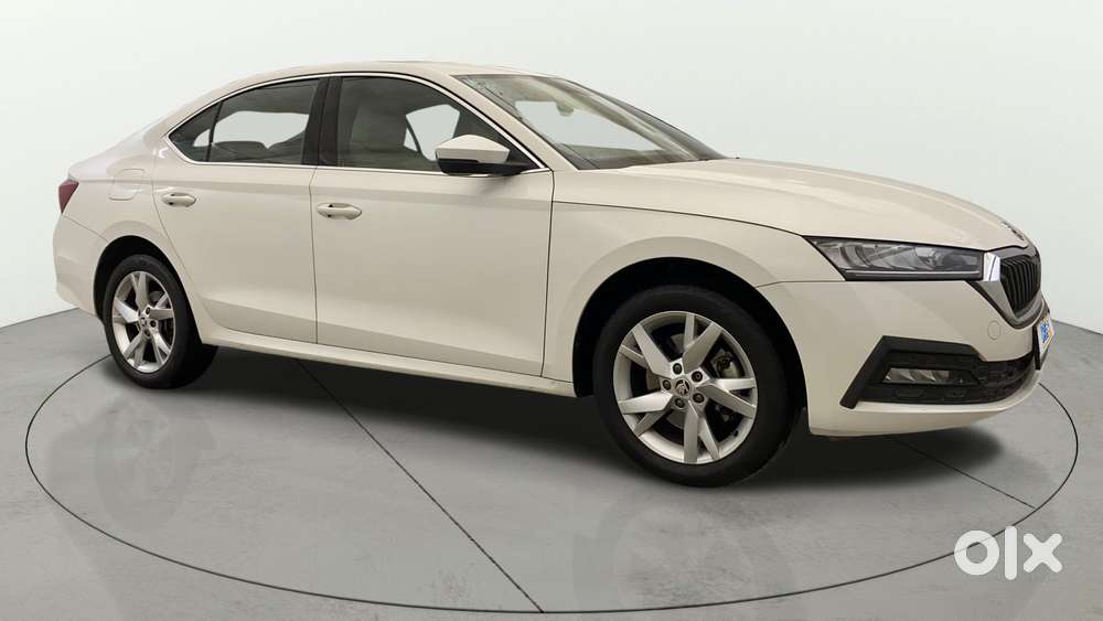 Skoda Octavia 2.0 Style Tsi At, 2022, Petrol