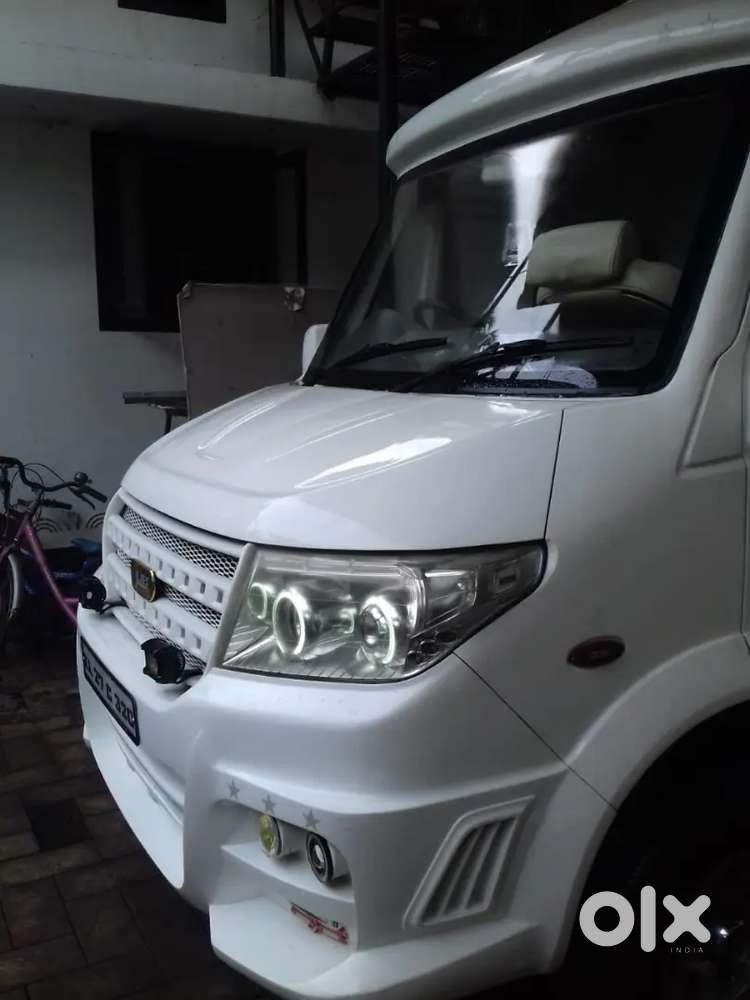 Caravan One Crore Vehicle In Cheap Price ,actor Personal Van