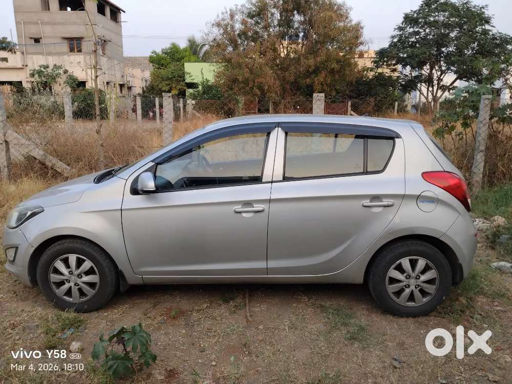 Hyundai I20 2013 Petrol 79000 Km Driven Good Condition