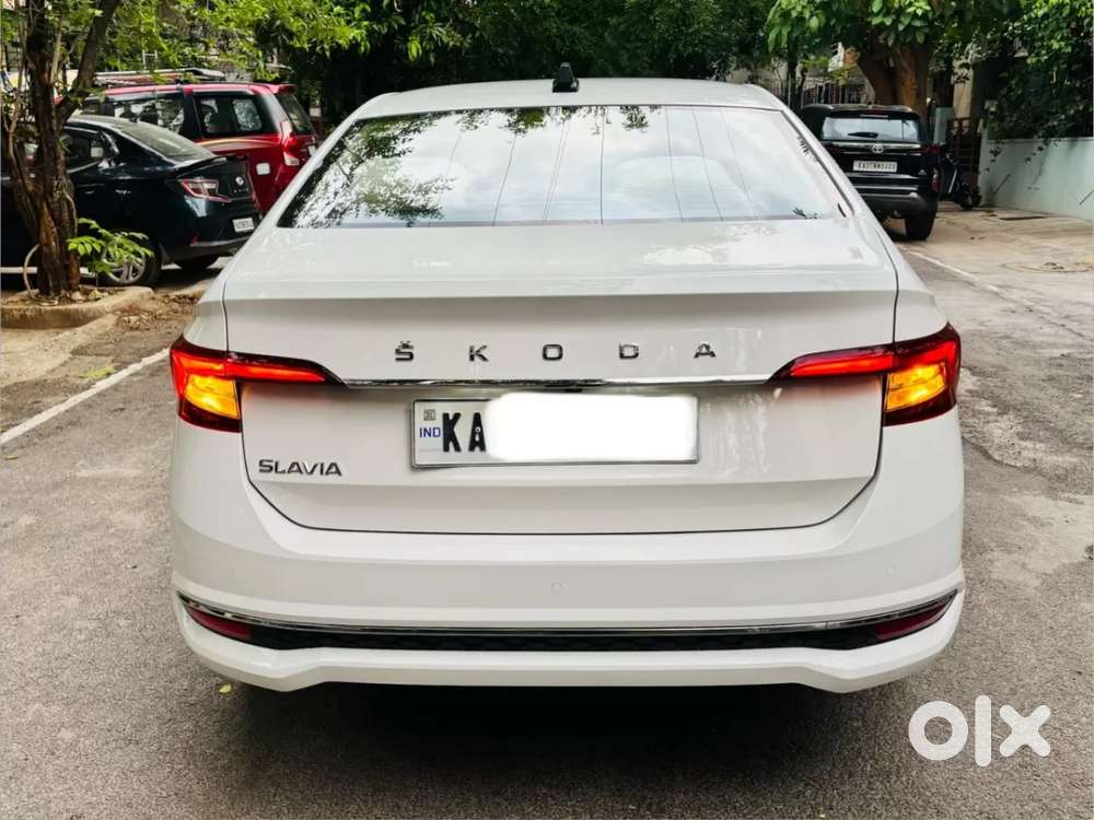 Skoda Slavia Ambition 1.0l Tsi Mt, 2022, Petrol
