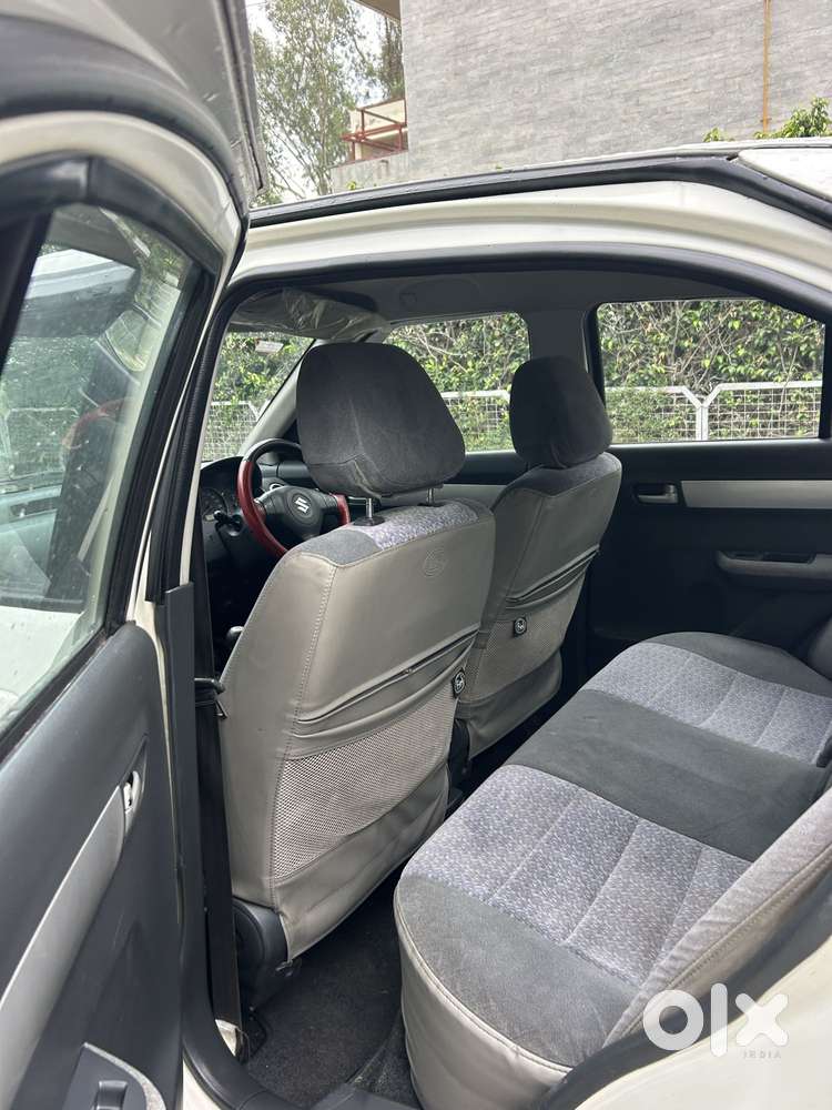 Maruti Suzuki Swift Dzire Vxi(o) Mt, 2011, Petrol
