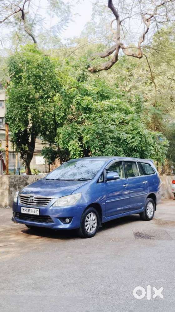 Toyota Innova 2.5 V 7seater Crysta Edition, 2012, Diesel