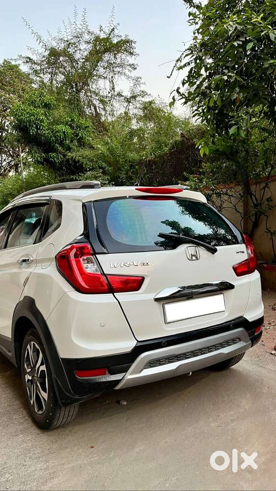 Honda Wr-v Vx Petrol Mt Exclusive Edition With Sunroof