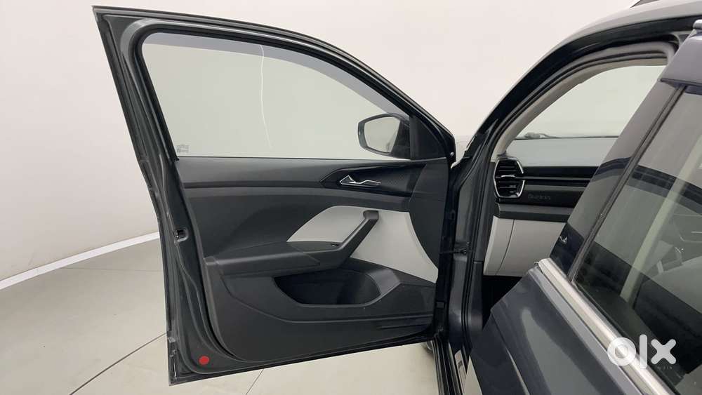 Skoda Kushaq Style 1.0l Tsi At, 2022, Petrol