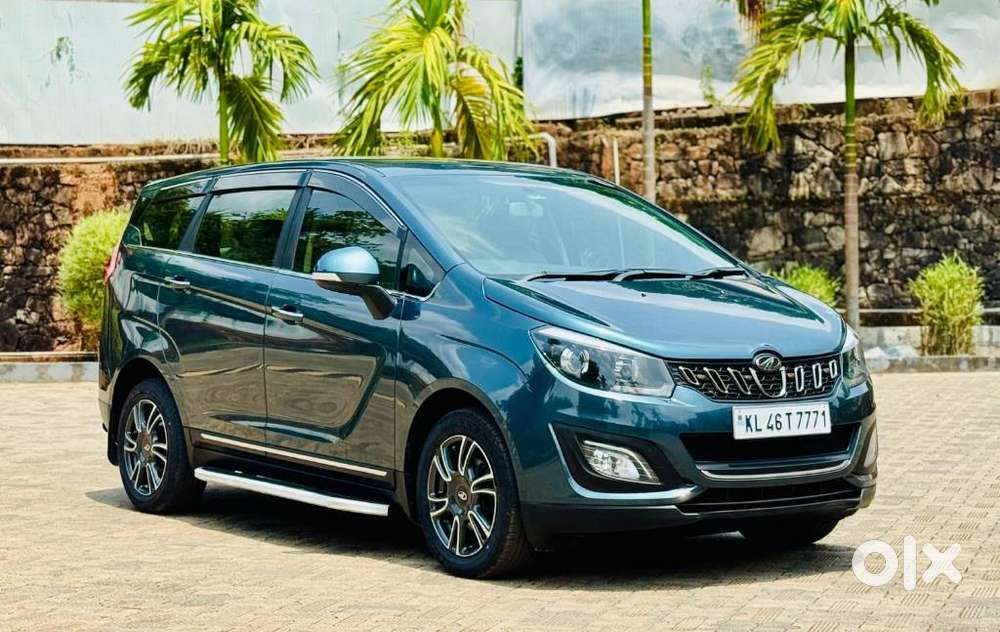 Mahindra Marazzo M8, 2019, Diesel