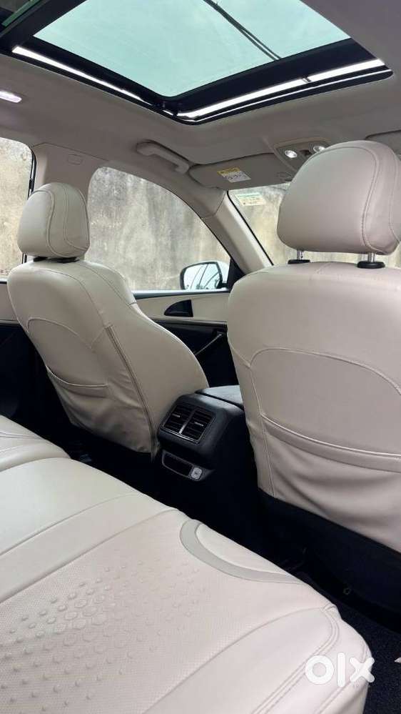Mahindra Xuv700, 2022, Diesel