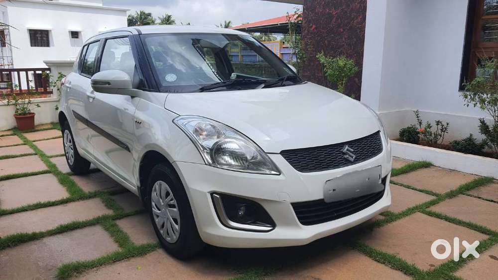 Maruti Suzuki Swift Vxi 1.2 Abs Bs-iv, 2015, Petrol