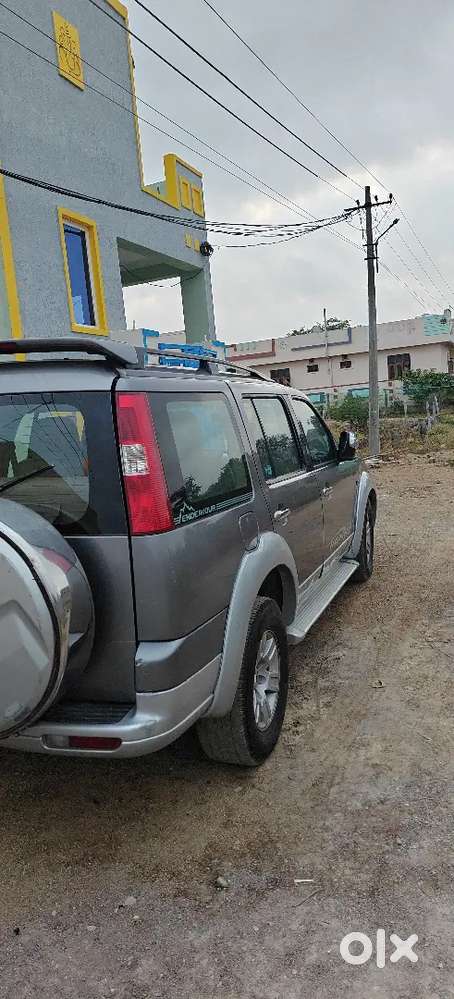 Ford Endeavour Thunder Plus