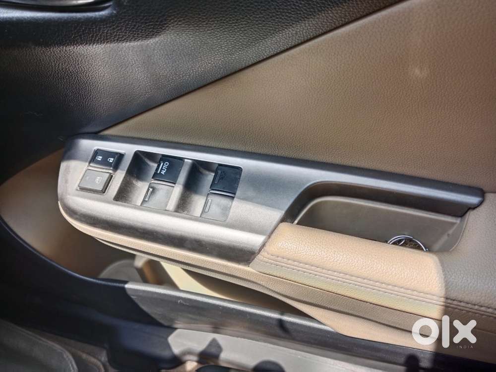 Honda City I-vtec Cvt Zx, 2017, Petrol