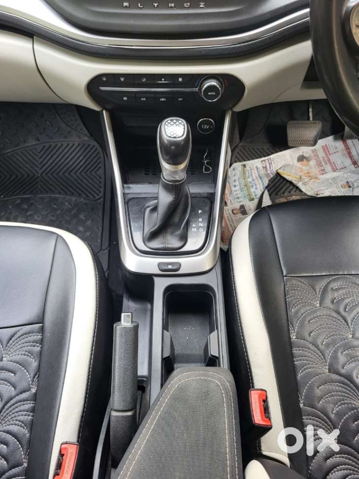 Tata Altroz Xz Plus (s), 2023, Petrol