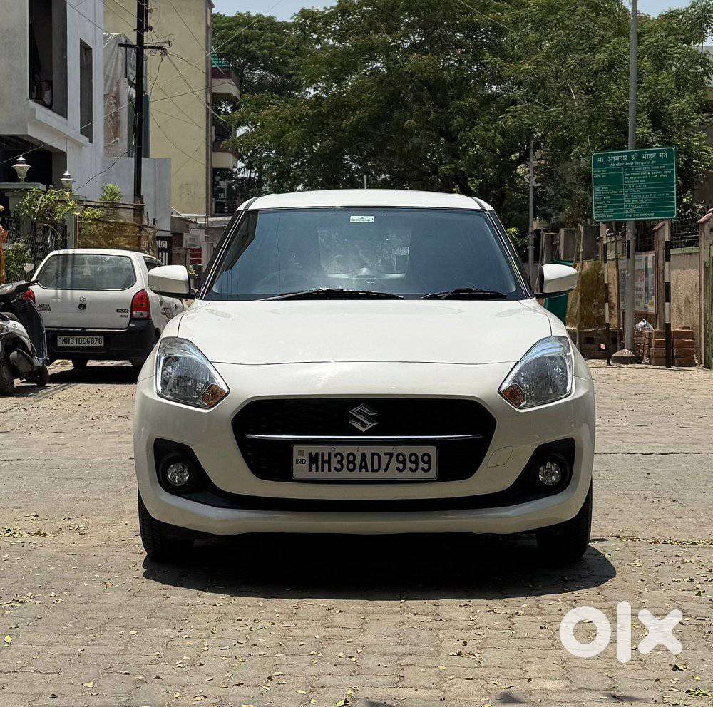 Maruti Suzuki Swift Vxi + Manual, 2022, Petrol